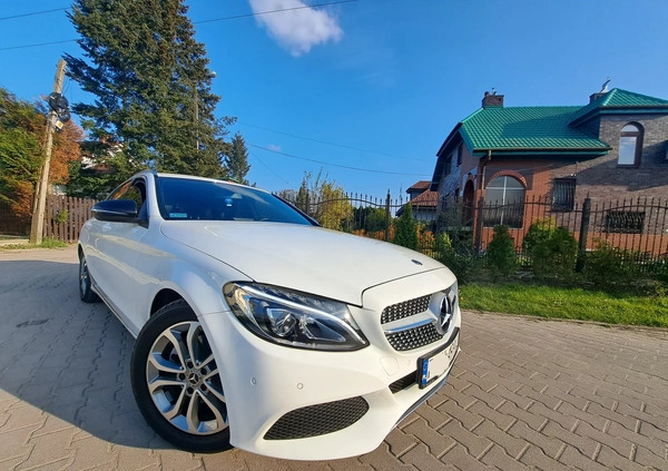 Mercedes-Benz Klasa C cena 79000 przebieg: 171115, rok produkcji 2016 z Piaseczno małe 301